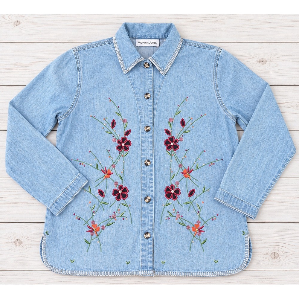 Victoria Jones Chambray Shirt Floral Embroidered Denim Button Up Cottagecore S